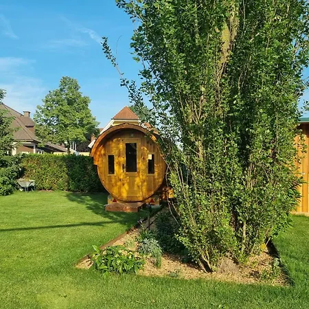 Schlaffass Im Traumgarten Luxury tent Sankt Veit am Vogau