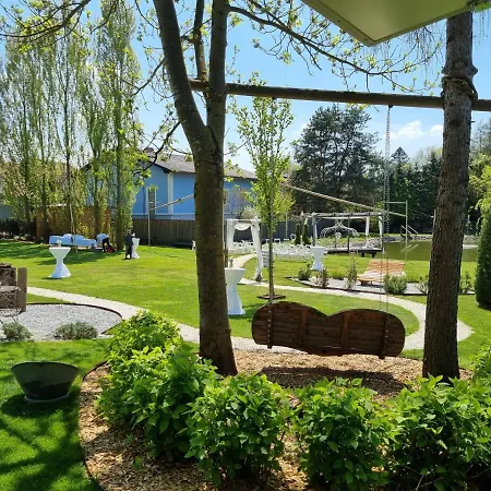 Schlaffass Im Traumgarten Luxury tent